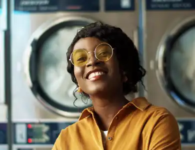 Laundromat Shutterstock 1695396907